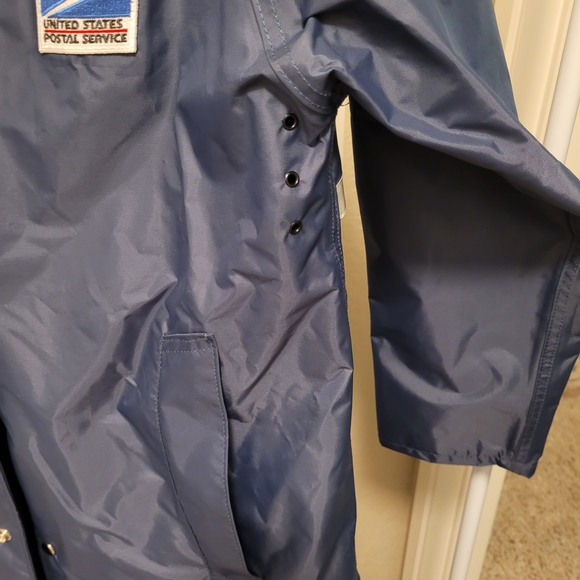 USPS Full Length Rain Coat - Picture 4 of 7